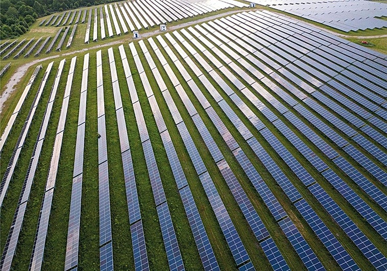 La granadina Greening construirá ocho parques fotovoltaicos en Italia